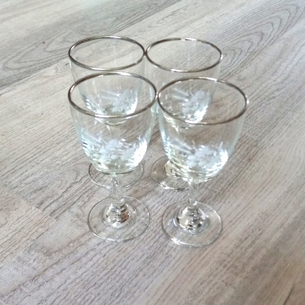 MCM Vintage Set of 4 Sherry Glasses with etched strawberries
